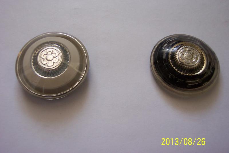 1979 Moentrol acrylic index button 002.jpg