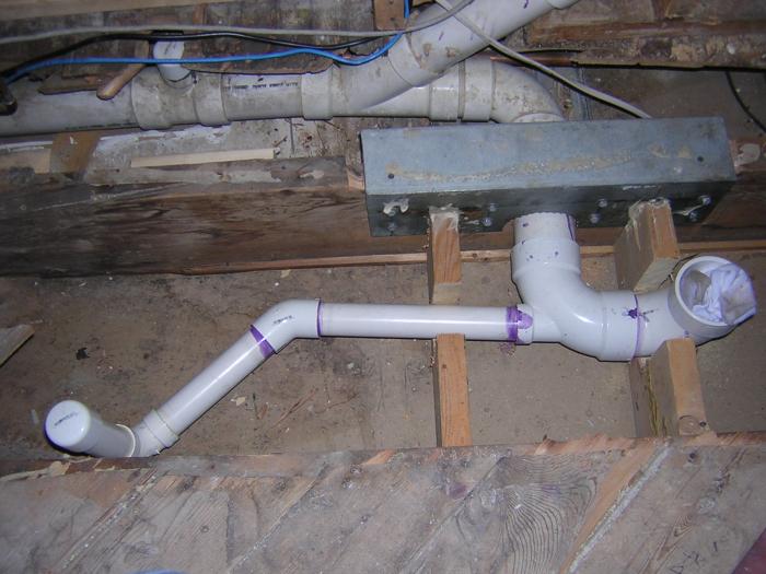 toilet drain installation