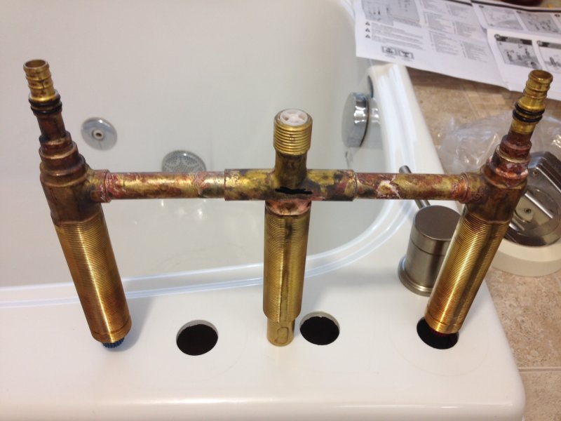 faucet valve set.jpg