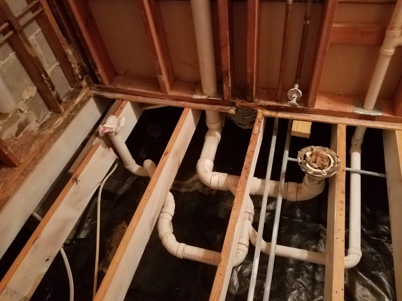 joist plumbing 2.jpg