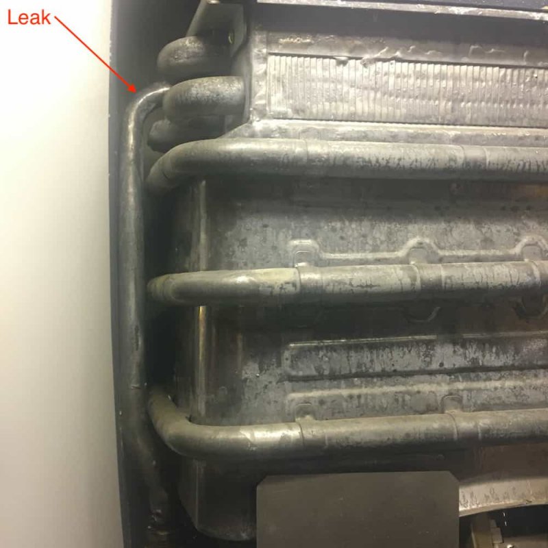 paloma_ph-24m-dp_tankless_heater_leak_01.jpeg