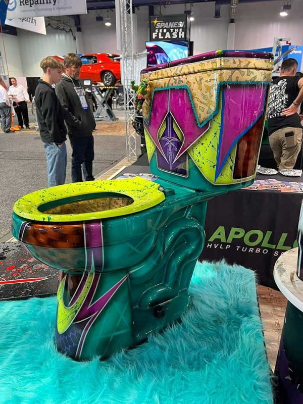 sema2022-toilet.jpg