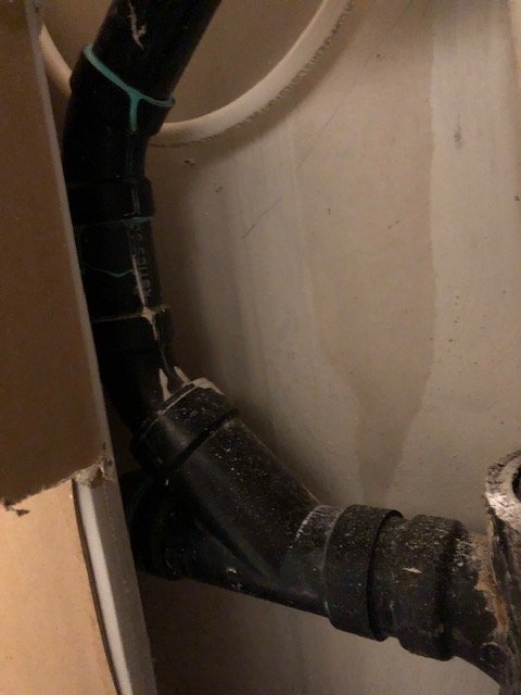 Side pipe that reconnects to standpipe.jpg