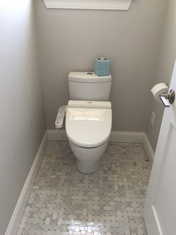 toilet room.jpg