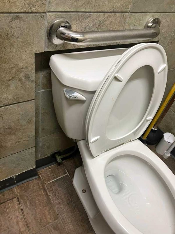 toilet-should-havce-been-10.jpg