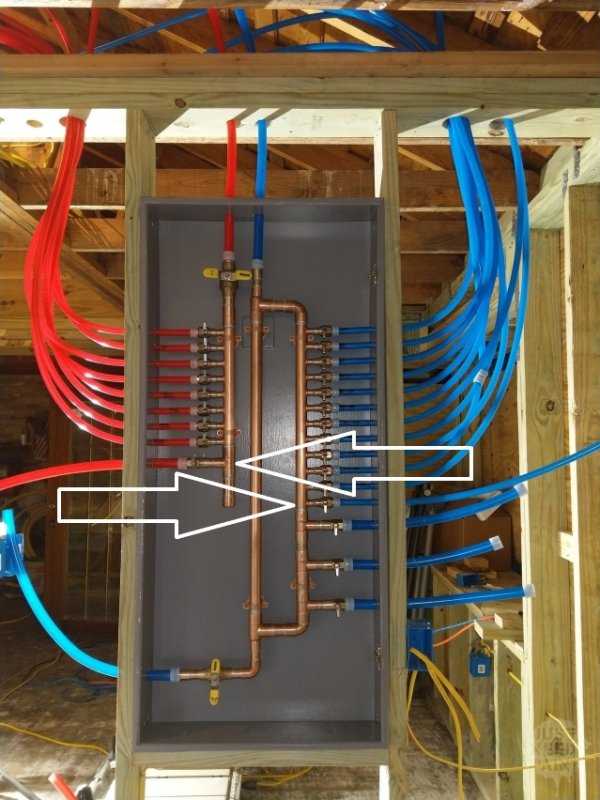 uponor-manifold-extra-lines (1).jpg