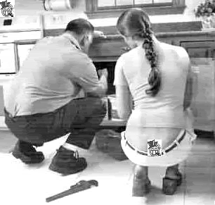 Plumberscrack3.gif