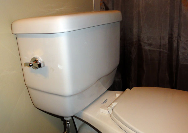 Glacier Bay toilet from Home Depot, Consumer reviews, pics, comments
