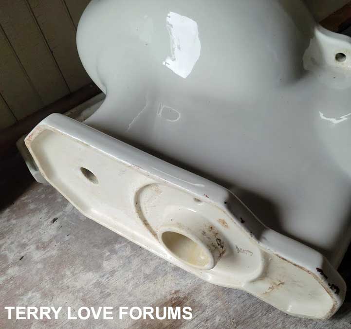 antique-toilet-bowl-01.jpg