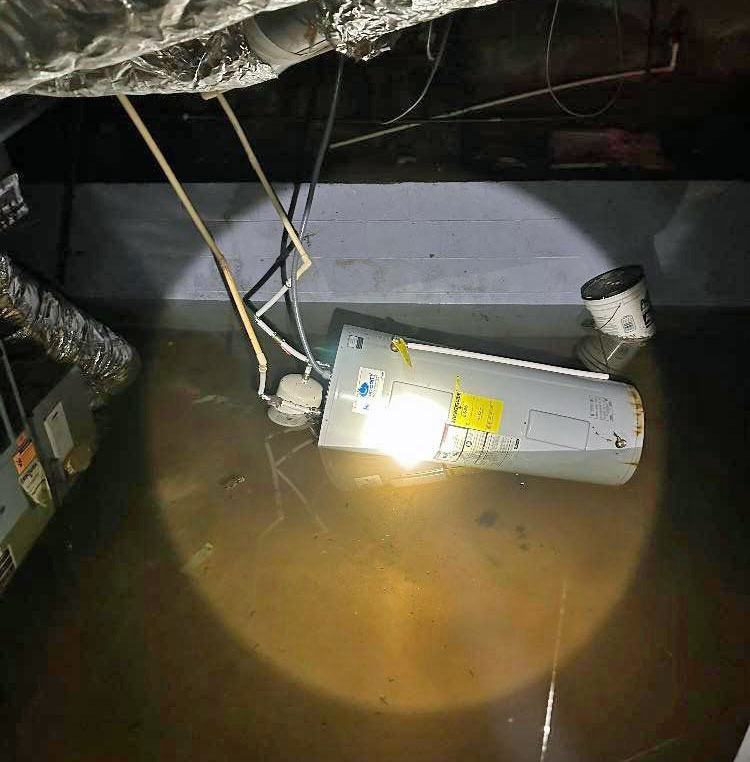 water-heater-flooded-basement-tsonov-03.jpg