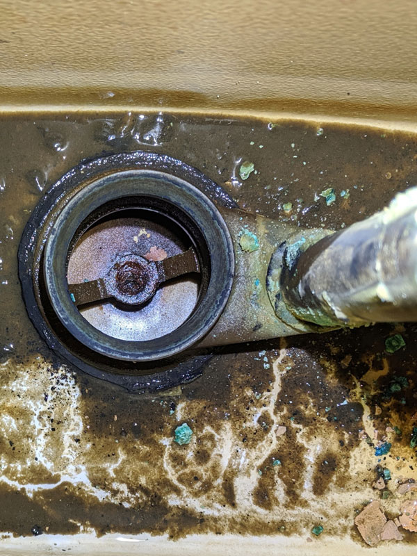 case-flush-valve.jpg