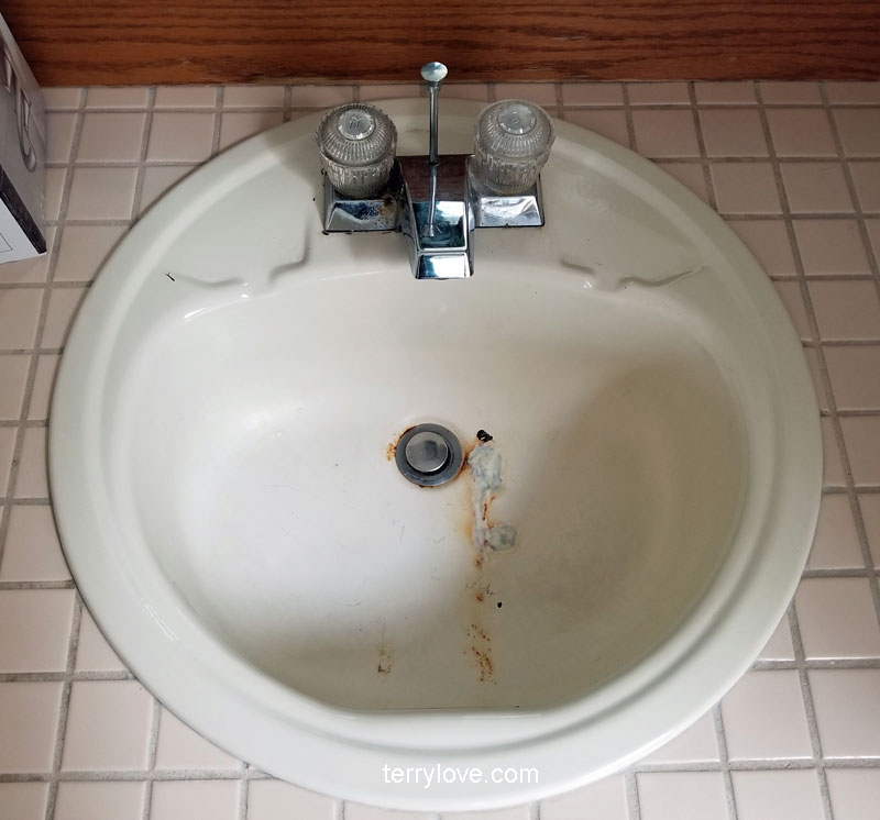 Porcelain Bathroom Sink