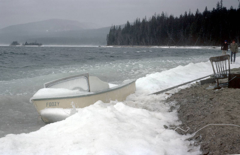 quesnel_boat_iced_over2.jpg
