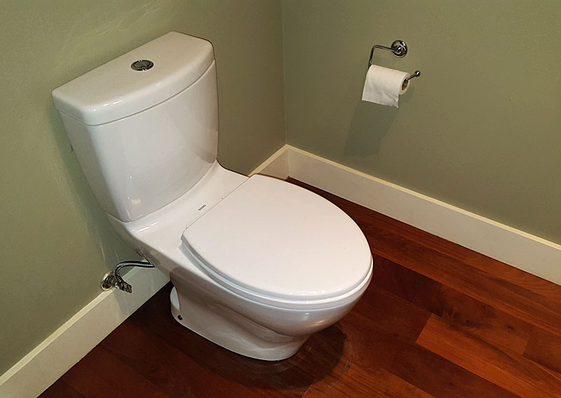 Toto Aquia dual flush toilet product review, comments and posts