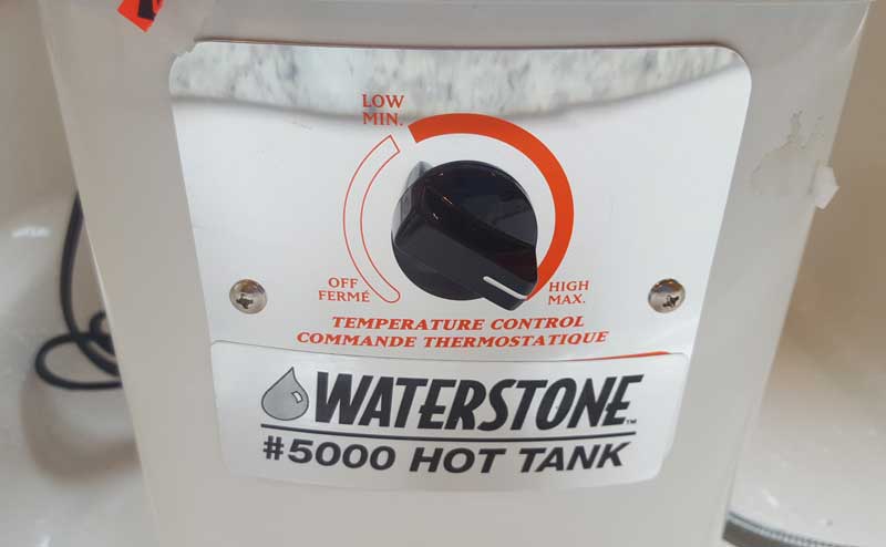 waterstone-instant-hot-2.jpg